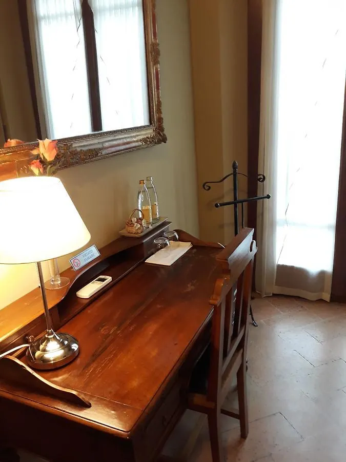 Bed & Breakfast B&B Villa Albarelli San Polo dʼEnza in Caviano Italia